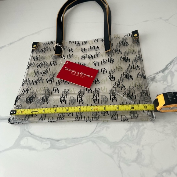 DOONEY & BOURKE SET - Picture 9 of 16